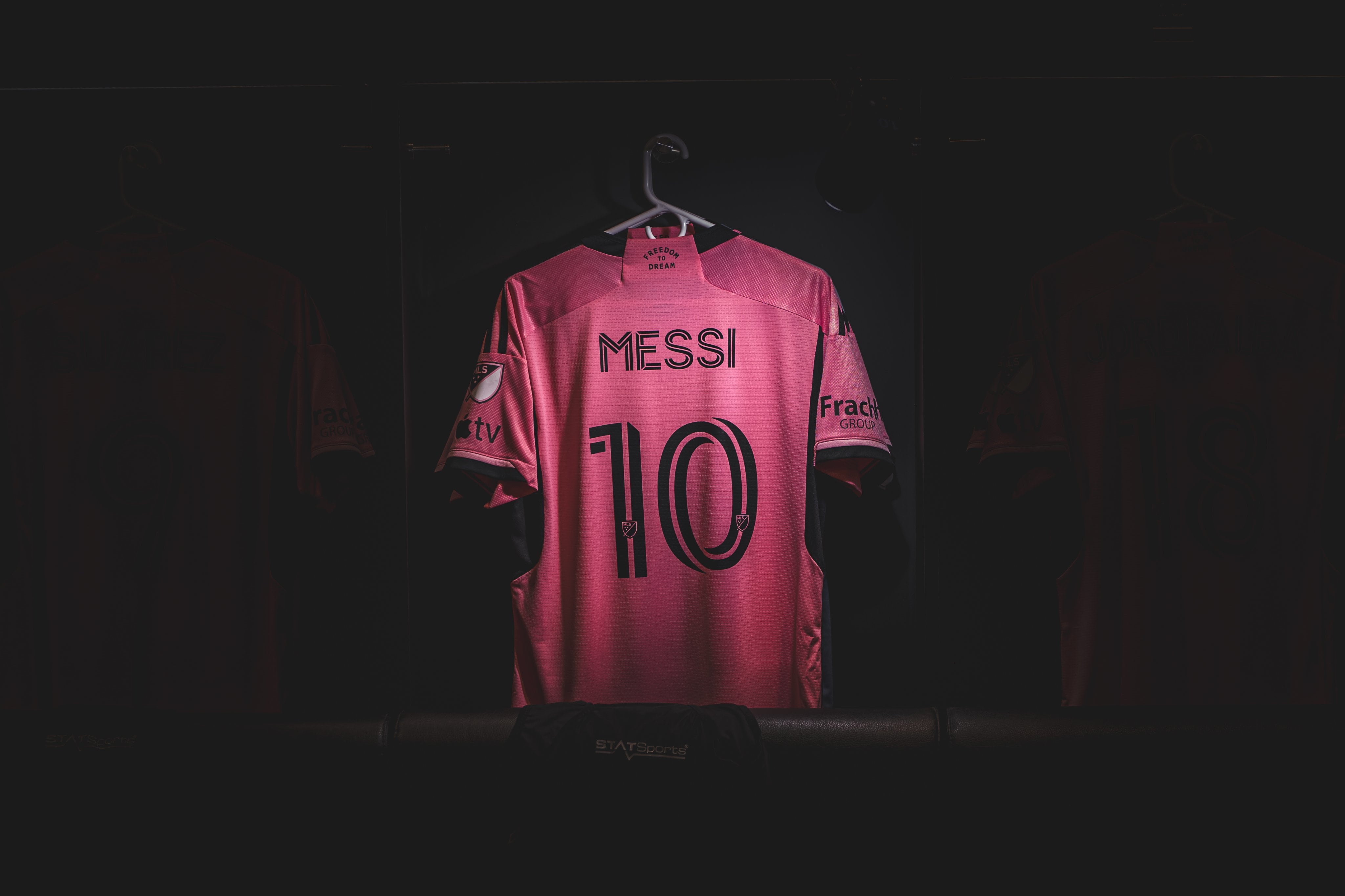 La camiseta de Lionel Messi, lista en el vestuario de Inter Miami (@InterMiamiCF)