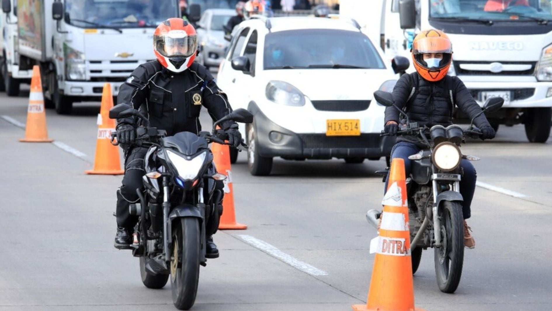 Los conductores y motociclistas tendrán hasta mediados de diciembre de 2024 para ponerse al día con el pago de comparendos - crédito Colprensa/Ministerio de Transporte