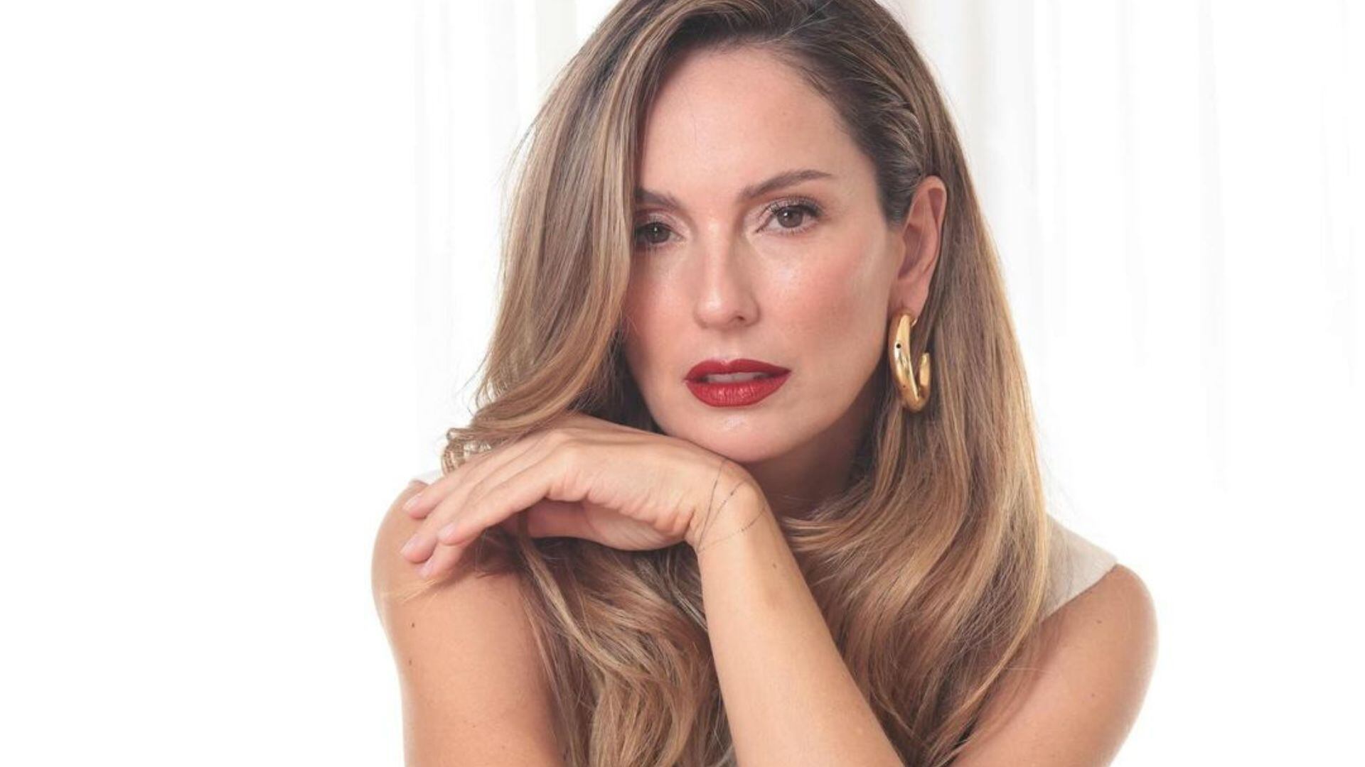 Claudia Bahamón en una foto de sus redes para una campaña de su marca de joyas