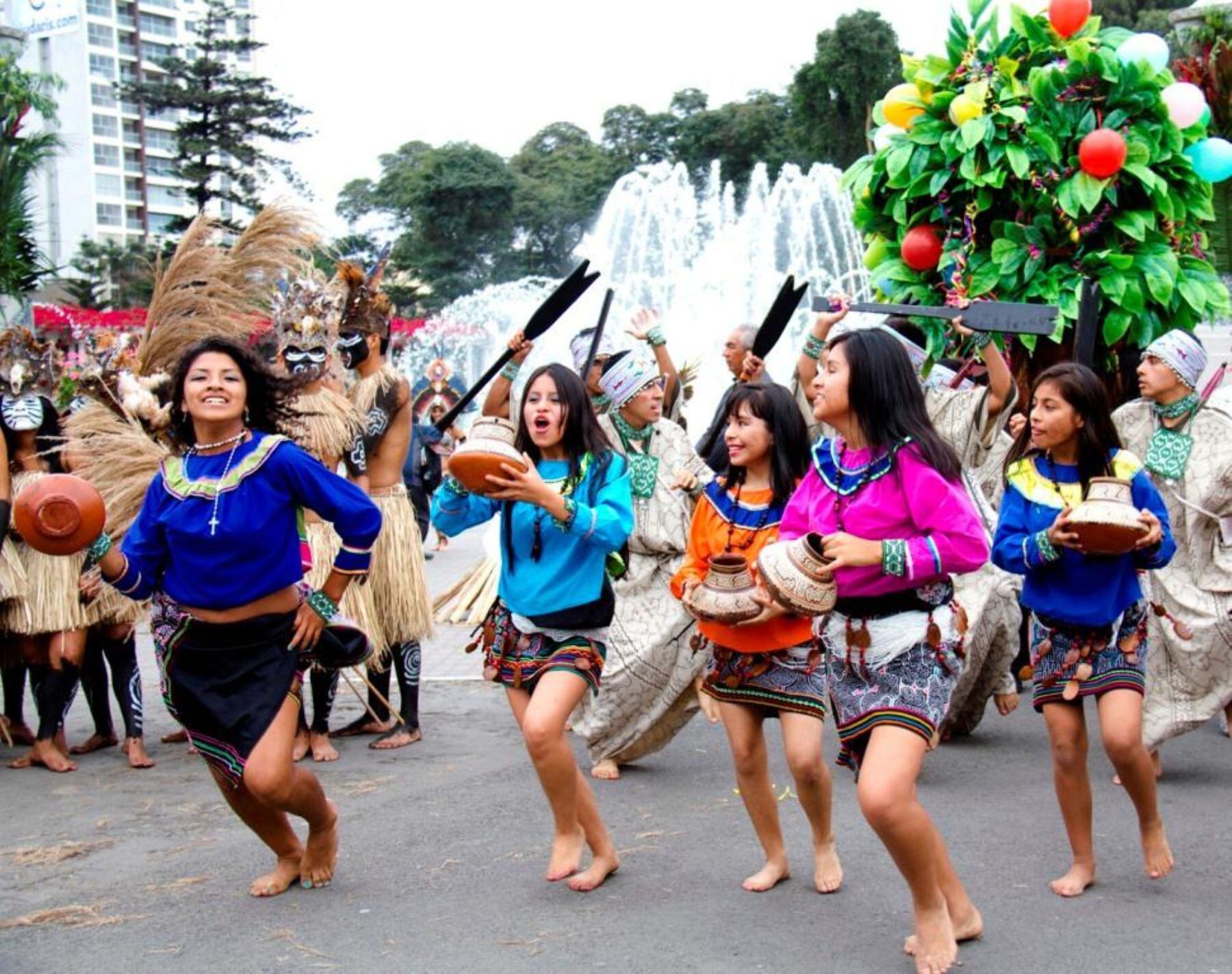 Fiesta de San Juan en la selva del Perú