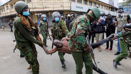 Siguen las protestas en Kenia pese a que el Gobierno anunció que no avanzará con el aumento de impuestos