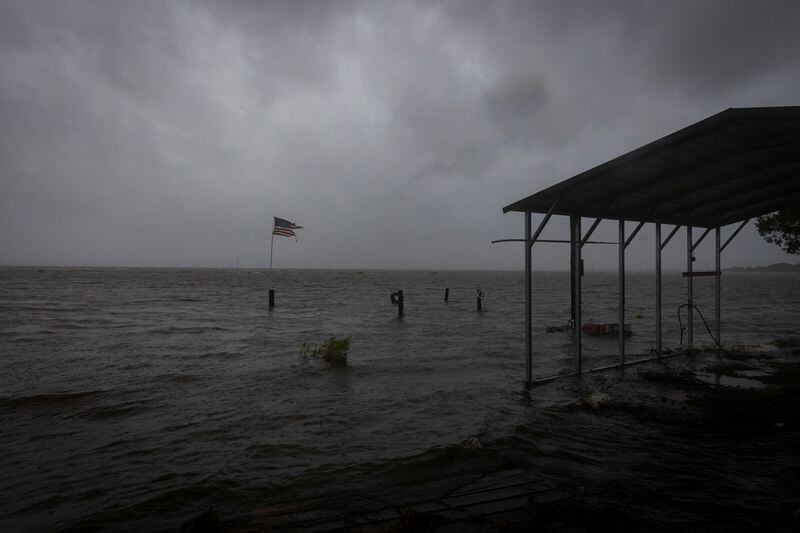 La preparación para enfrentar el huracán ha recaído principalmente en los residentes de la Costa del Golfo. (REUTERS/Marco Bello)