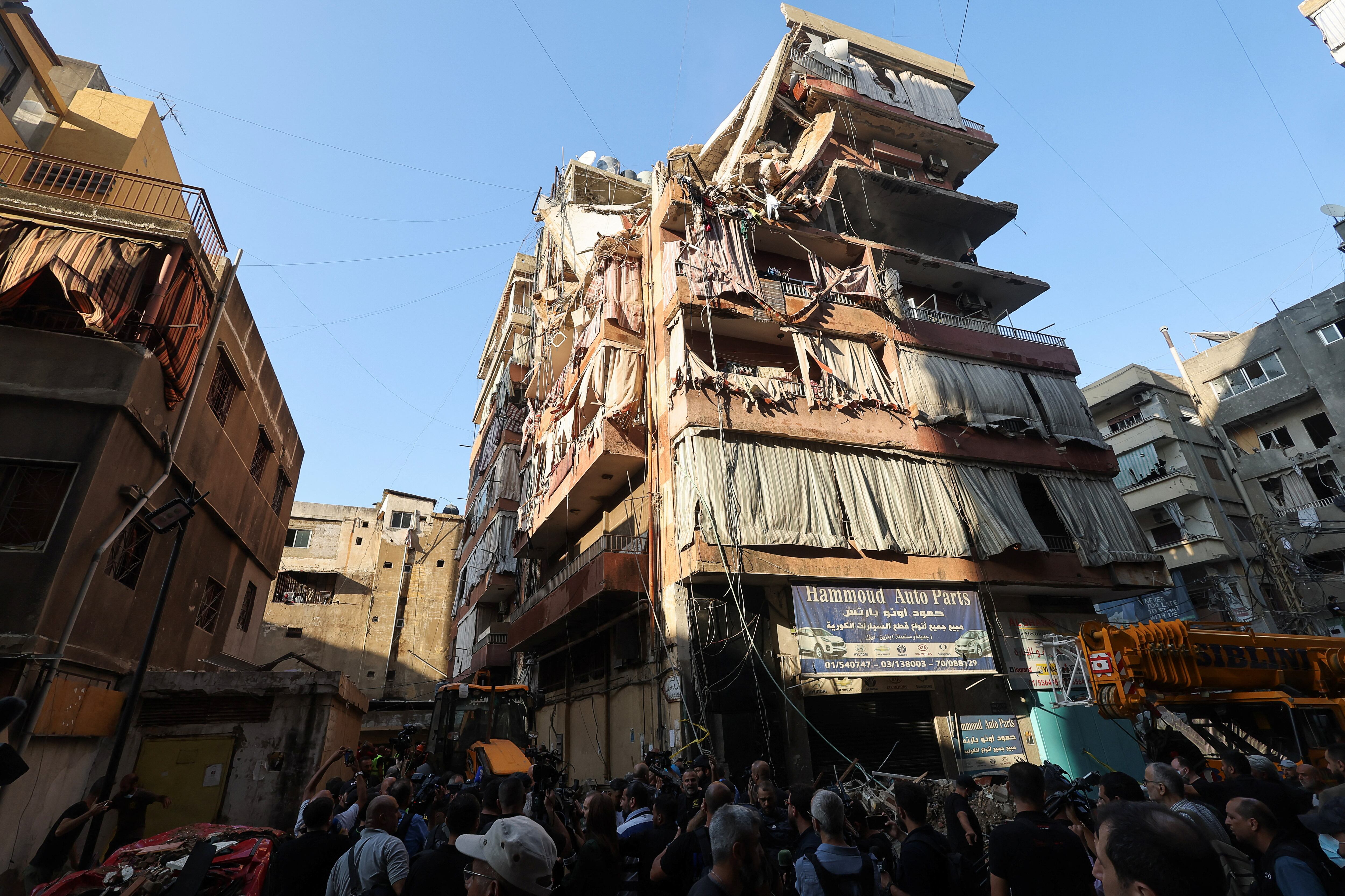 El ataque alcanzó un edificio residencial en el barrio de Ghobeiry, en los suburbios meridionales de Beirut (REUTERS/Amr Abdallah Dalsh)