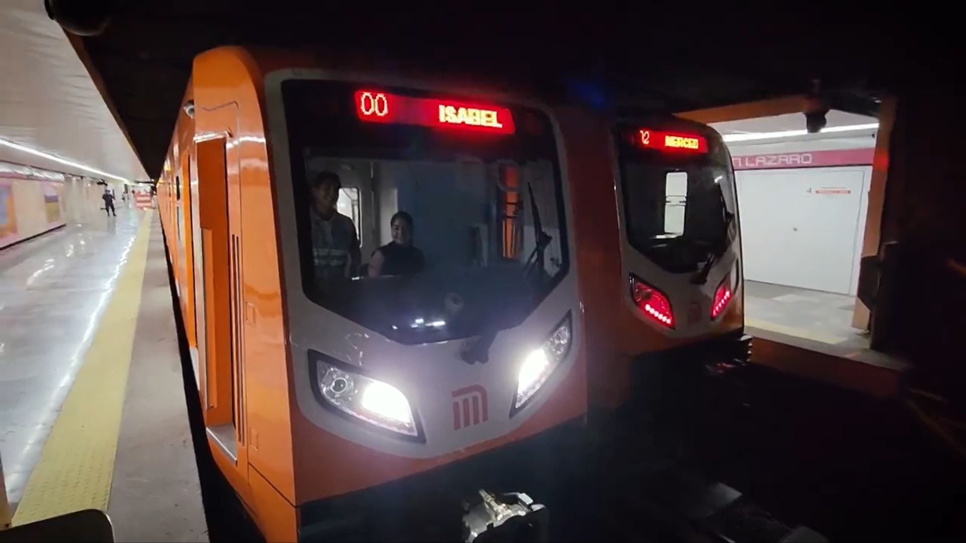 Línea 1 Metro - trenes NM22 - metro cdmx