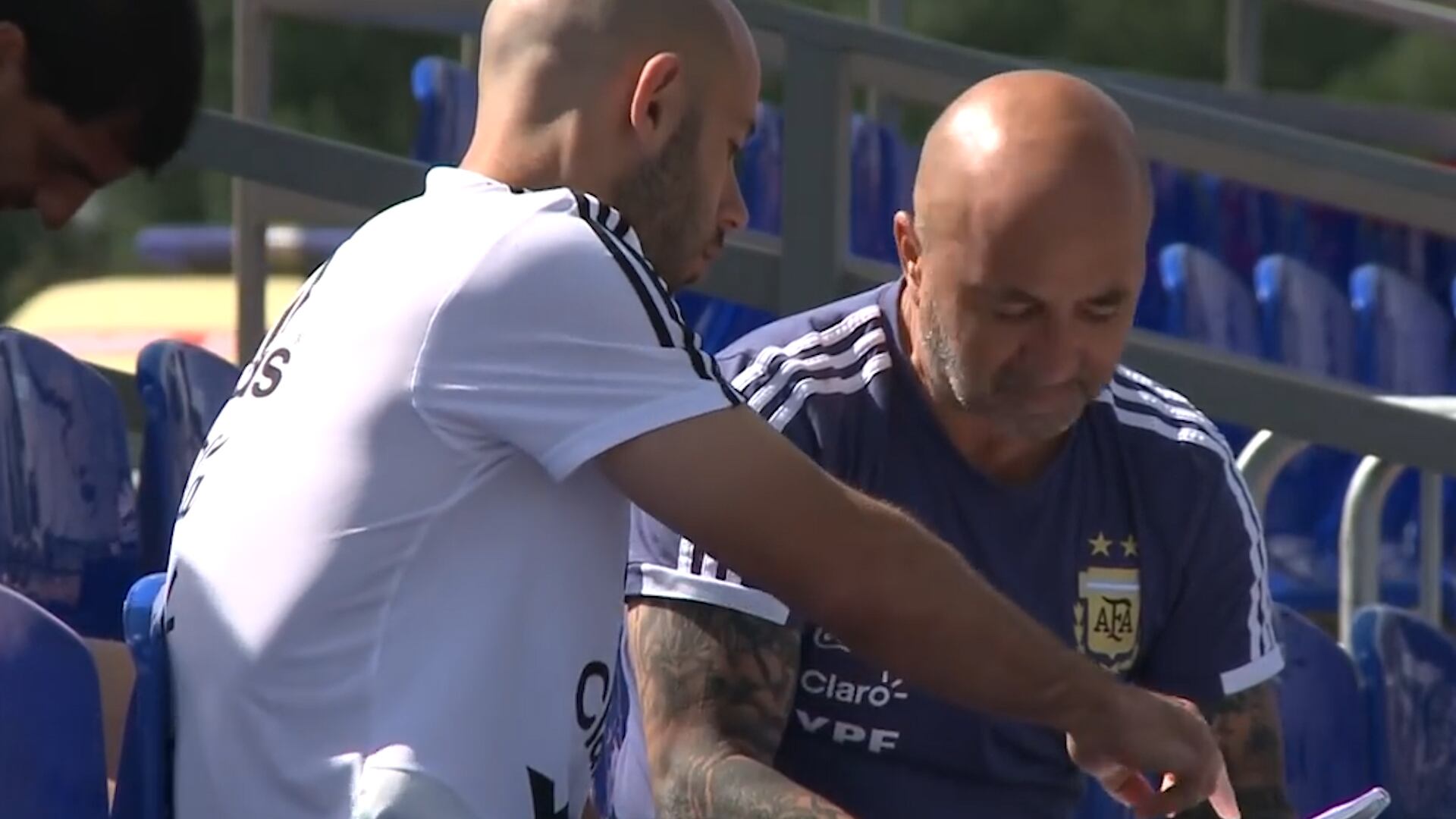 La charla entre Mascherano y Sampaoli en un entrenamiento durante el Mundial de Rusia 2018