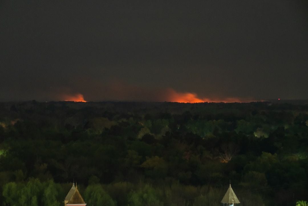 Incendio en el Delta del Tigre