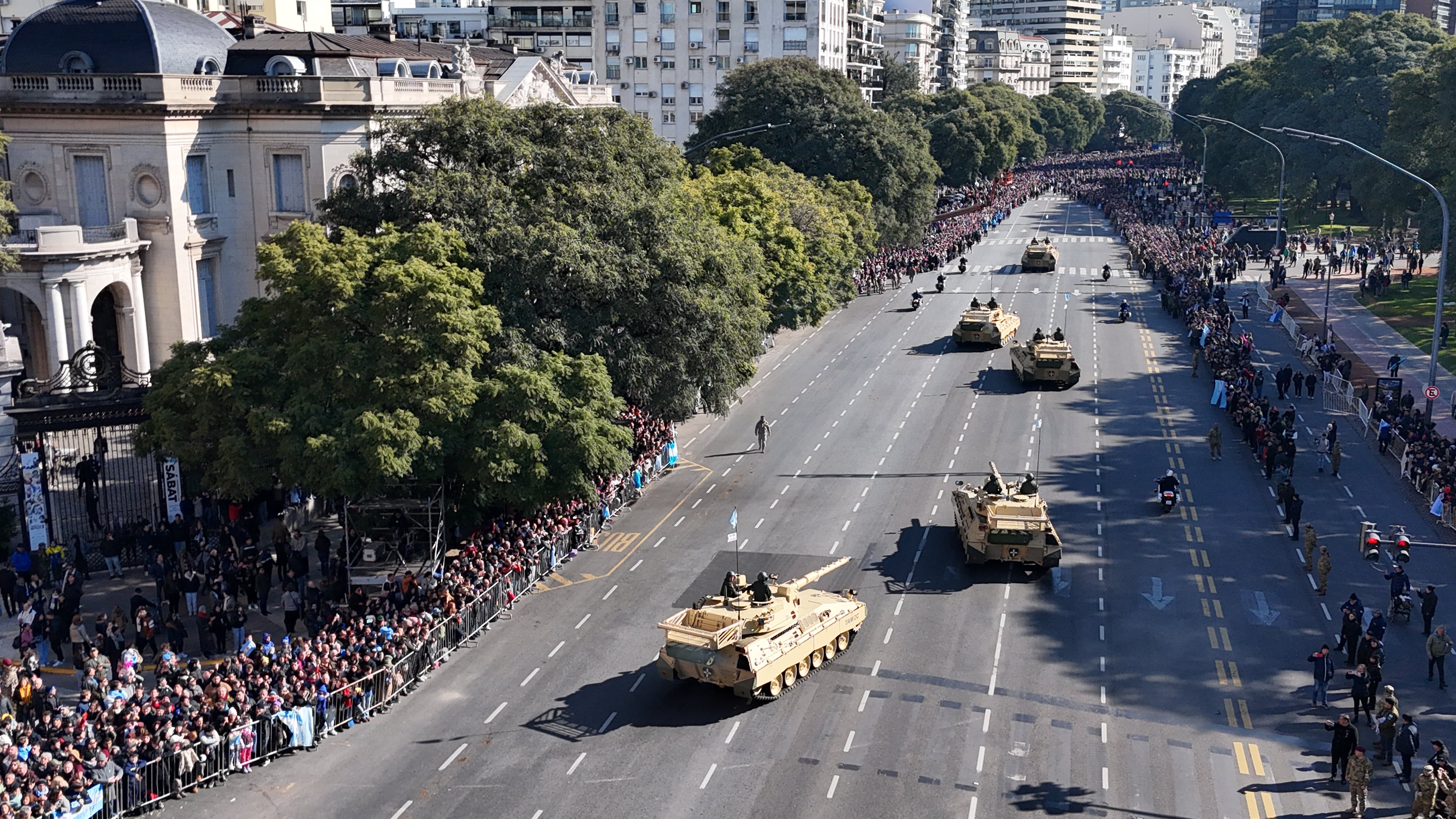 Desfile militar por el 9 de Julio - Drone