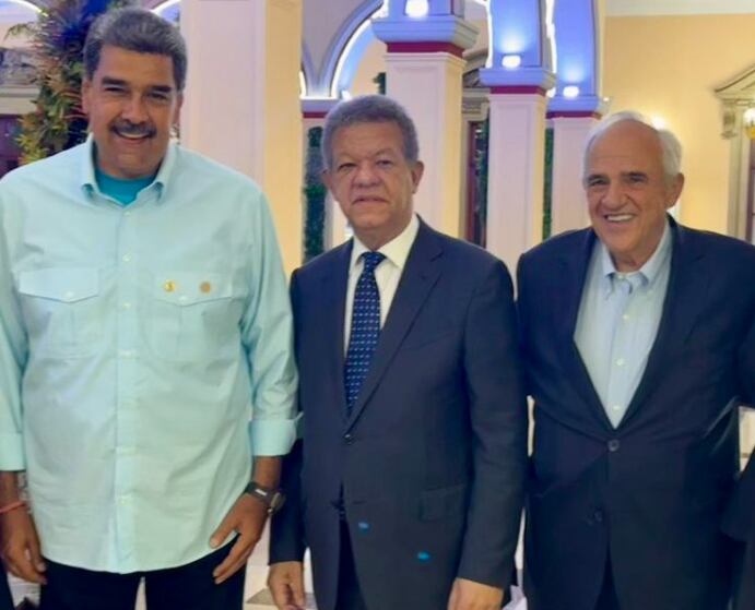 Leonel Fernández y Ernesto Samper se reunieron con Nicolás Maduro para hablar sobre el proceso electoral