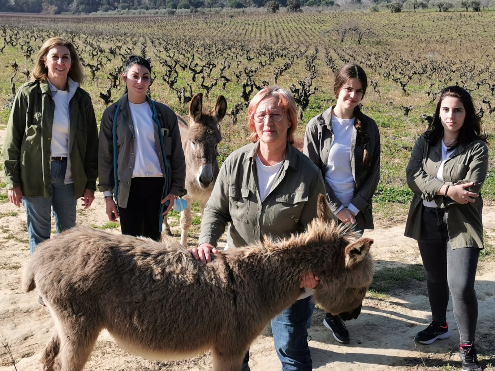 Voluntarias de 'Mujeres por Doñana'. (El Burrito Feliz)