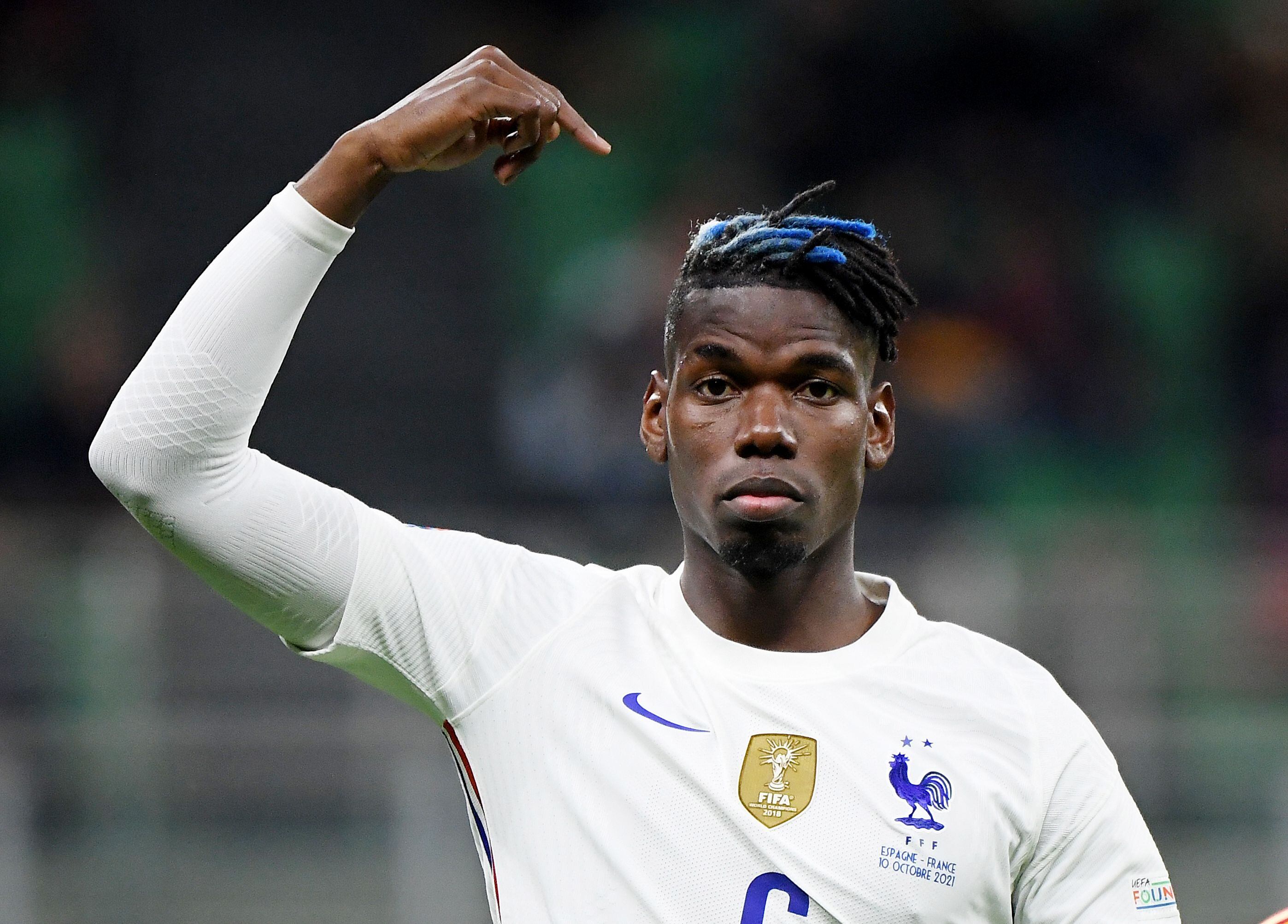 Paul Pogba fue sancionado con cuatro años fuera de las canchas (REUTERS/Alberto Lingria)