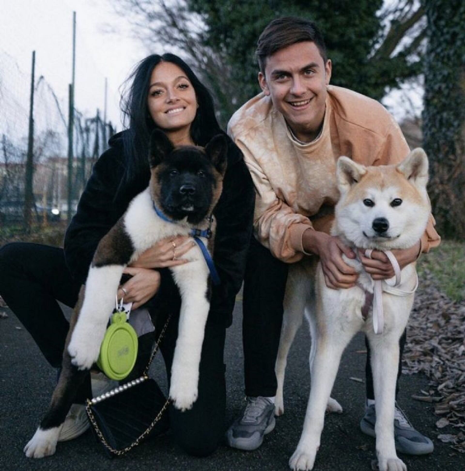 oriana sabatini paulo dybala perros