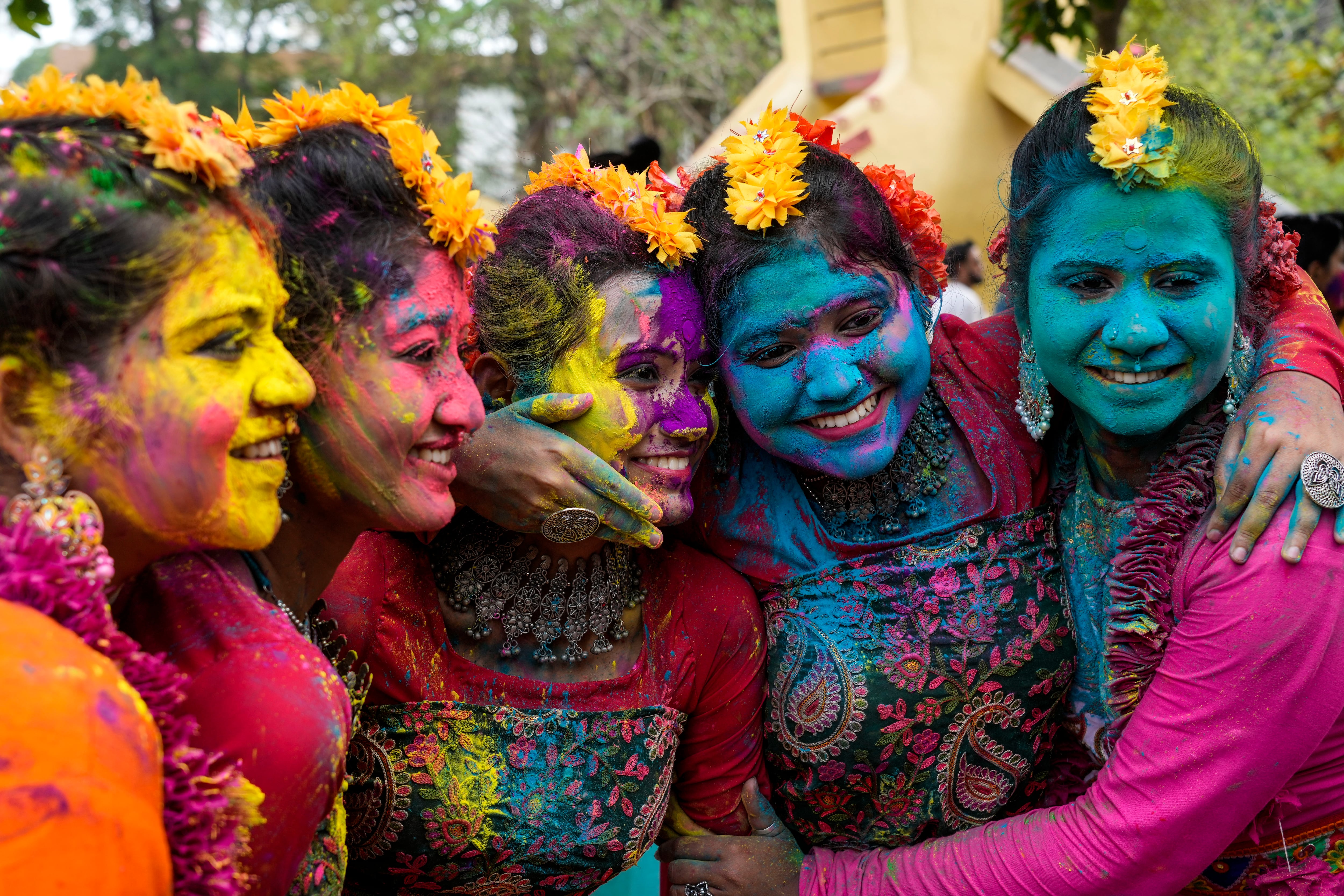 La próxima edición del Holi se celebrará el 14 de marzo de 2025 - crédito Bikas Das/AP