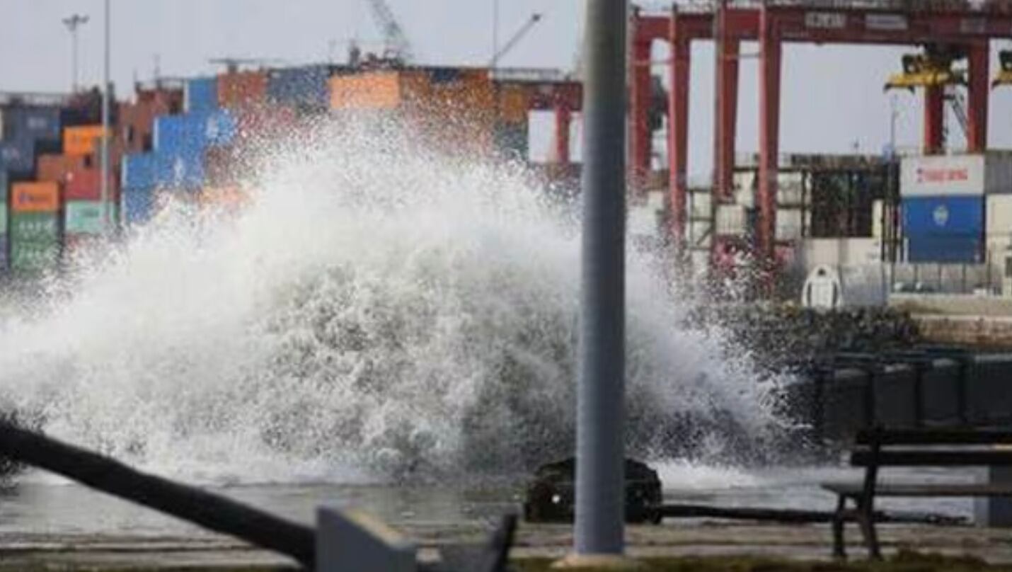 Cierran más puertos del litoral peruano a causa de oleajes anómalos