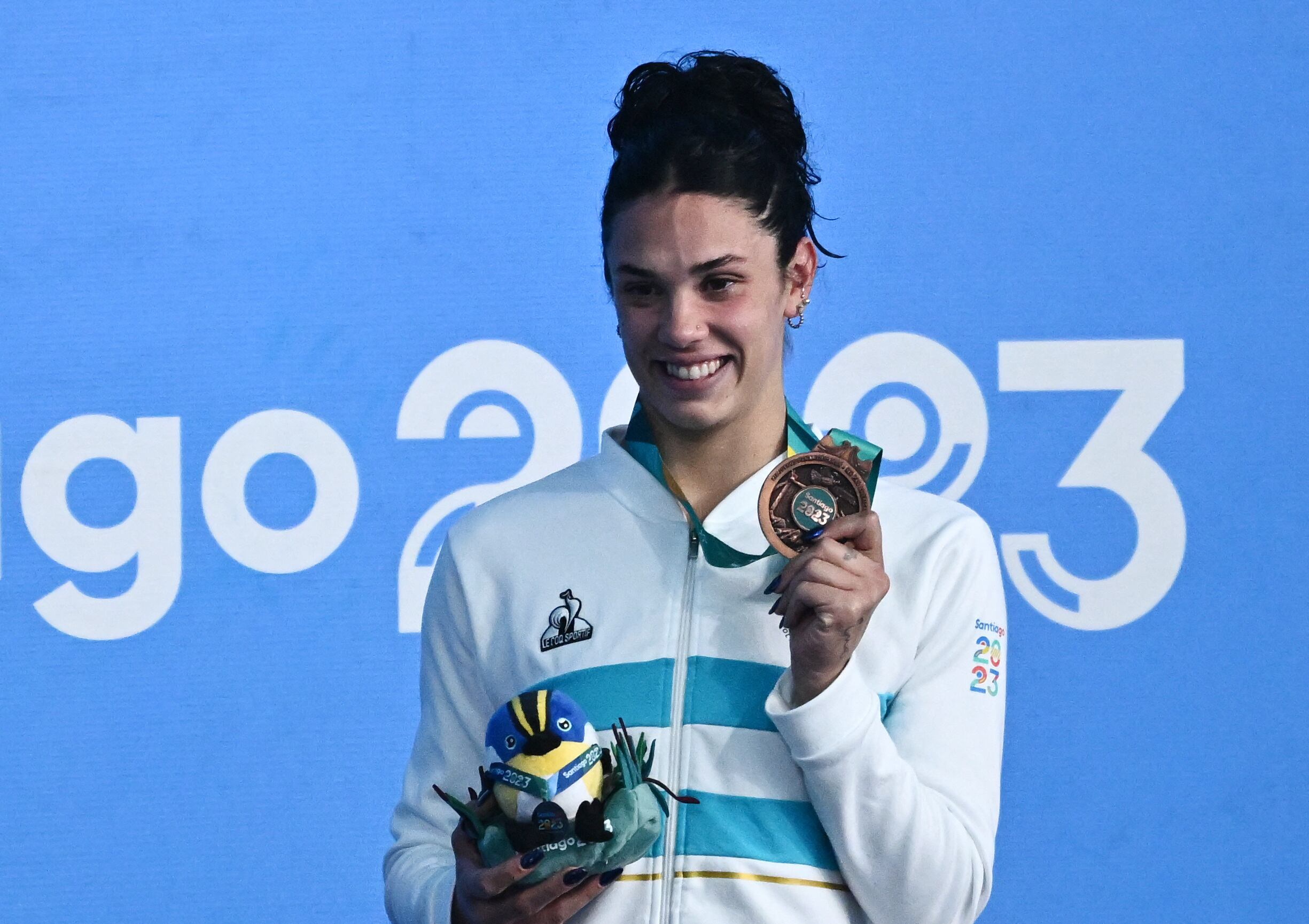 Macarena con su medalla en los Juegos Panamericanos de Santiago 2023 (REUTERS/Dylan Martinez)