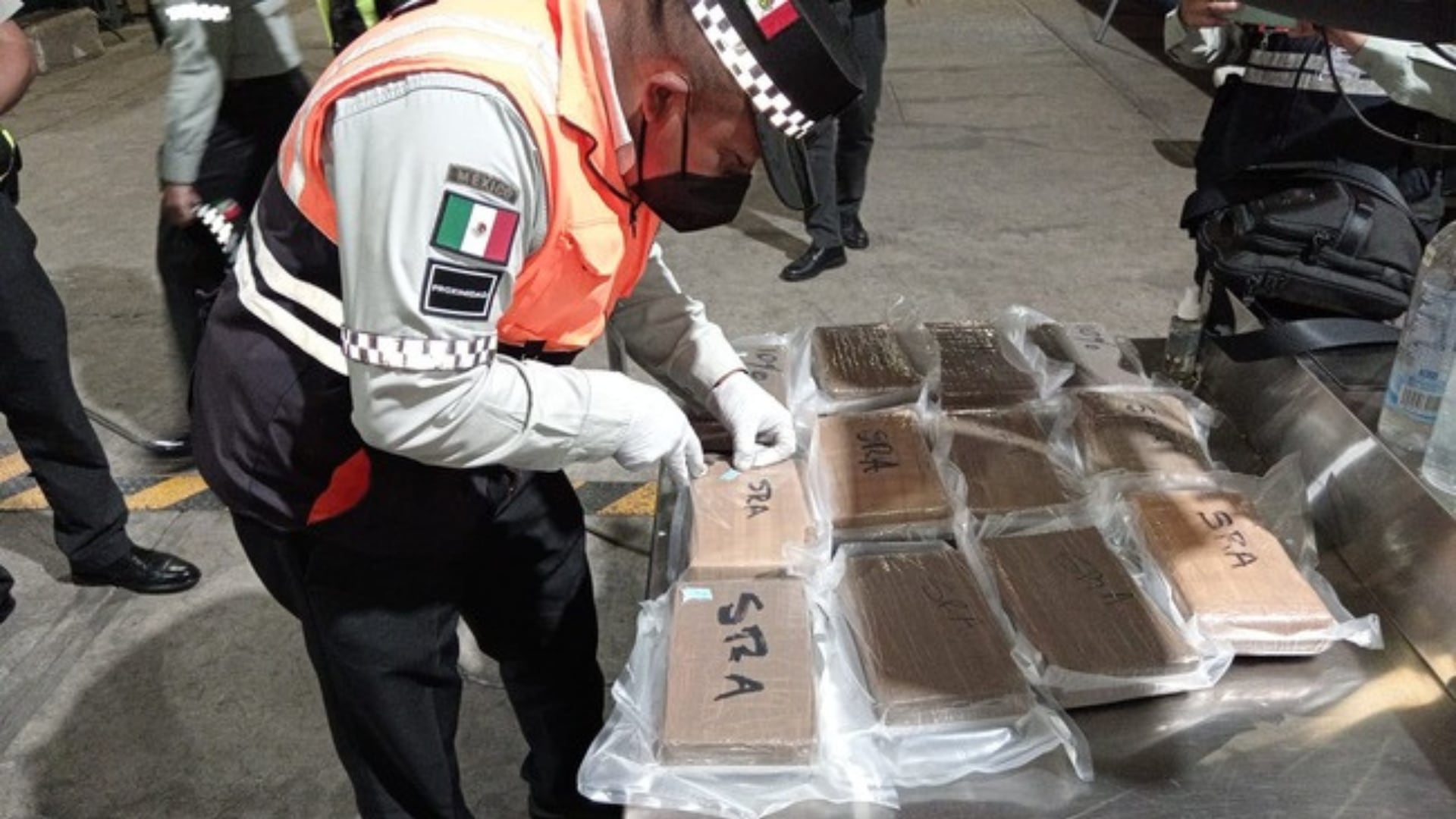 Droga en aeropuerto de Toluca