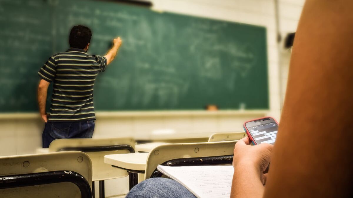 Celulares en colegios