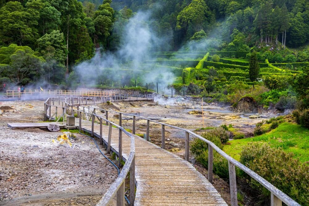 Caldeiras das Furnas, en la isla de San Miguel, Azores (Shutterstock).