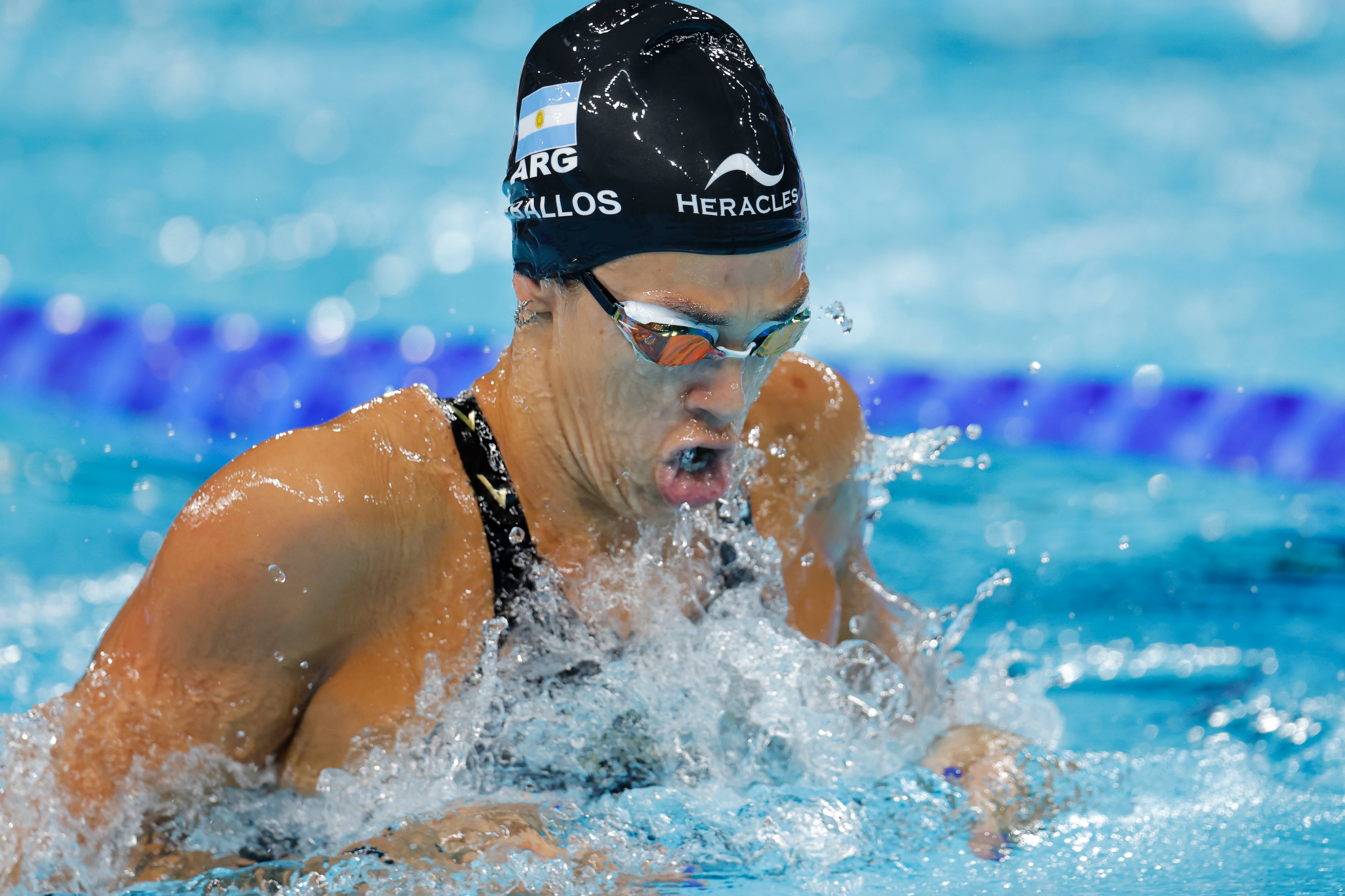 La nadadora argentina Macarena Ceballos compite se quedó en las puertas de la final de los 100m Braza Femenino. Foto: EFE/ Lavandeira Jr 