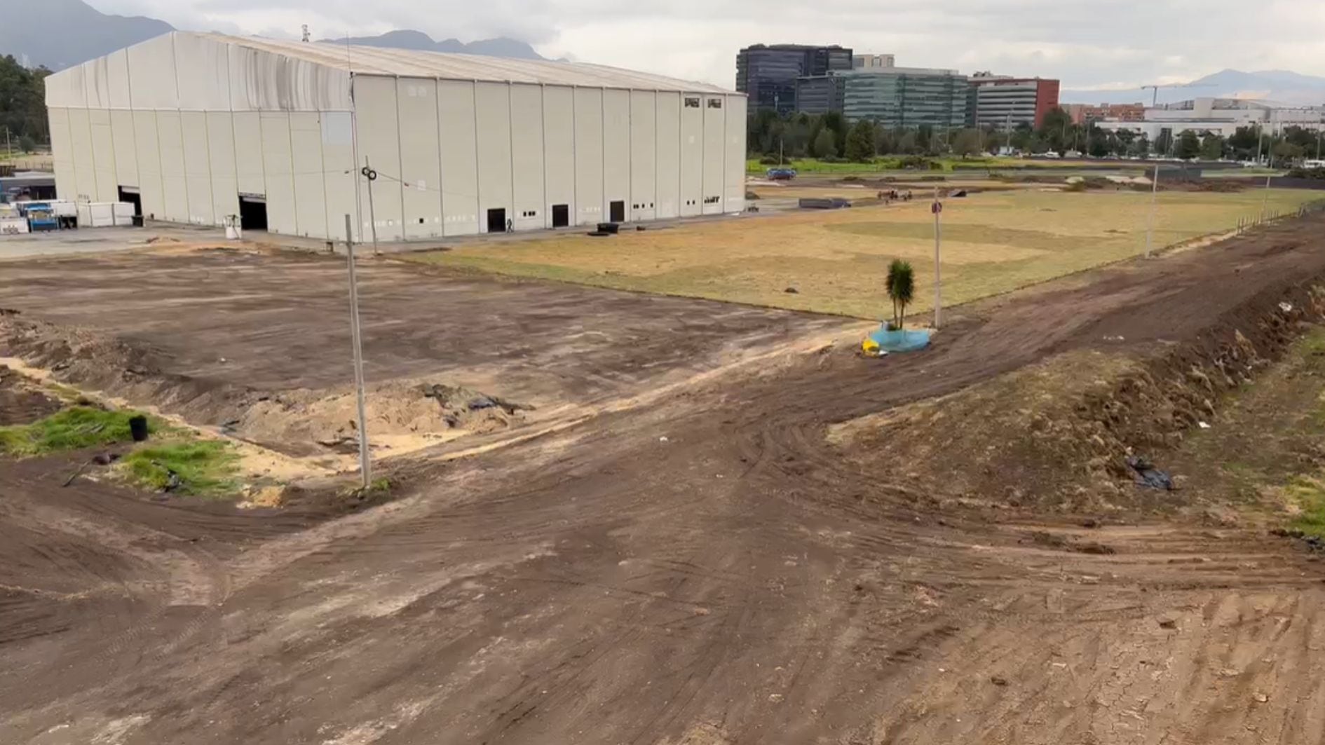 Polémica por lo que sería la construcción no autorizada de un centro de espectáculos en terrenos del parque Simón Bolívar en Bogotá: Ocesa se pronunció