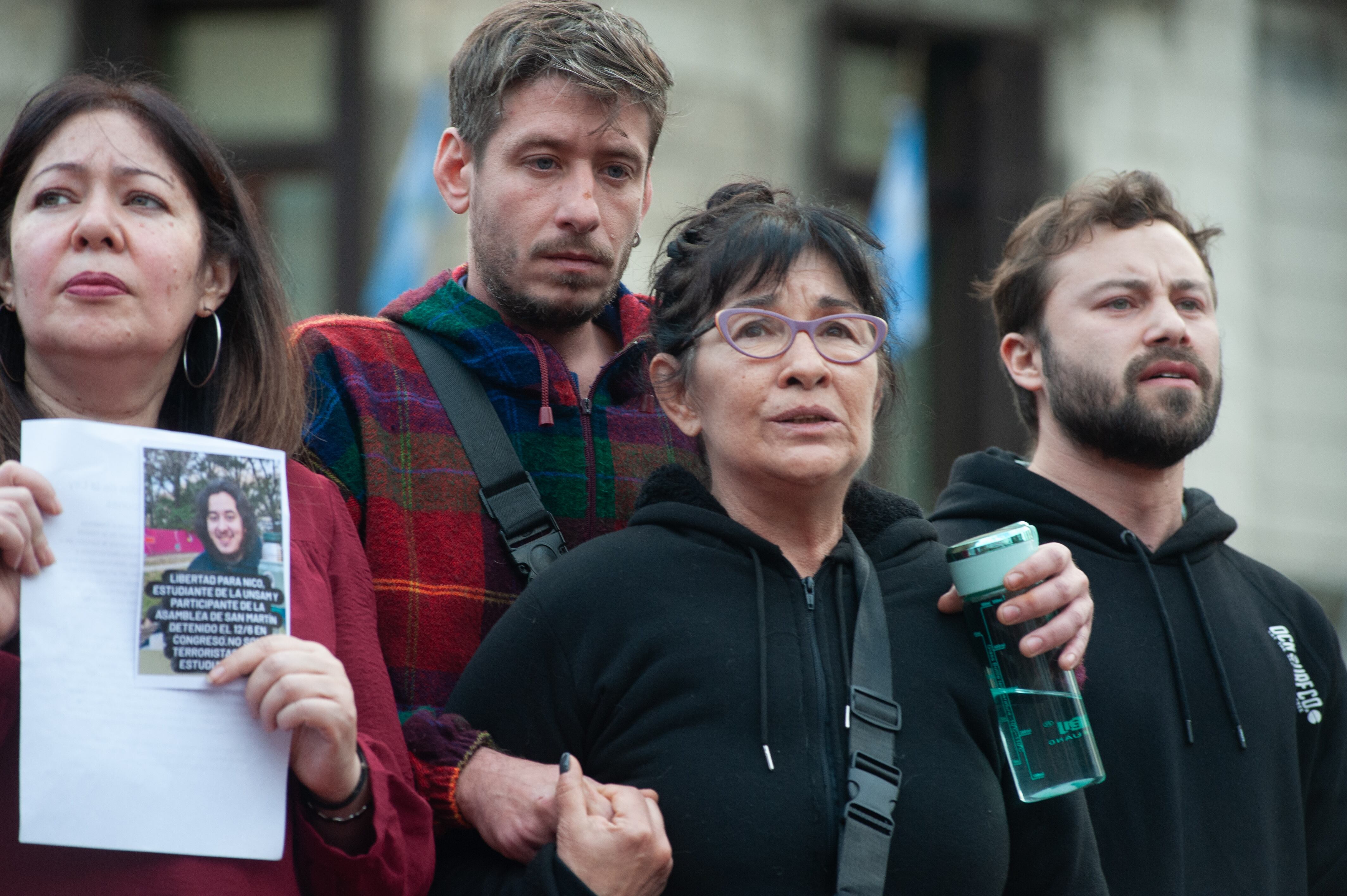 Manifestación por la liberación de los detenidos - Plaza de mayo - 18-06-2024