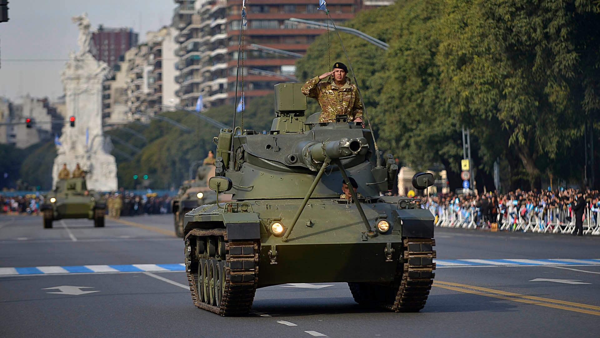 Este 9 de julio vuelve a llevarse a cabo el tradicional desfile de las Fuerzas Armadas (Gustavo Gavotti)