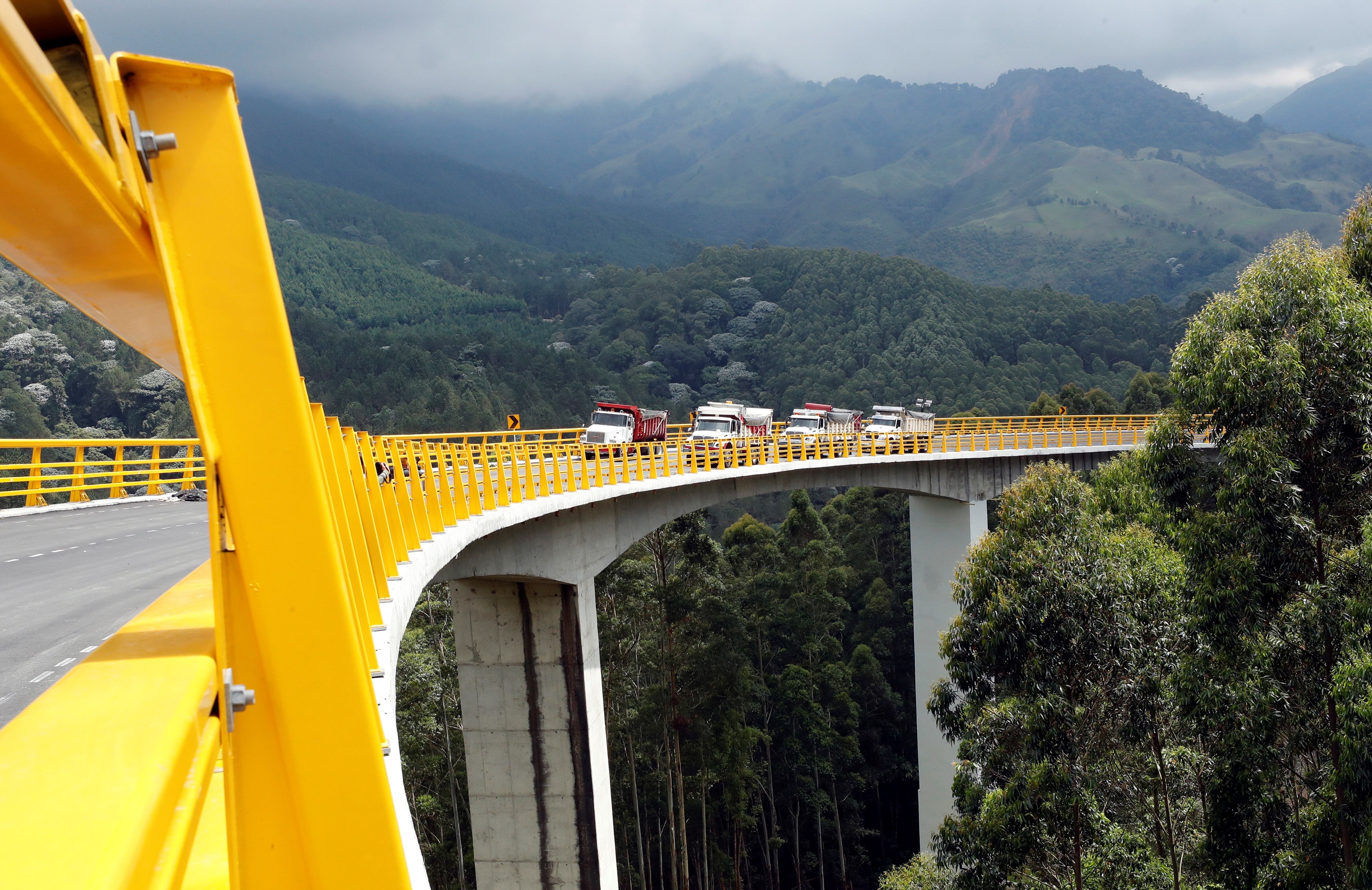 El índice de mortalidad en carreteras colombianas es de 15,42 muertes por cada 100.000 habitantes - crédito Mauricio Dueñas Castañeda/EFE 