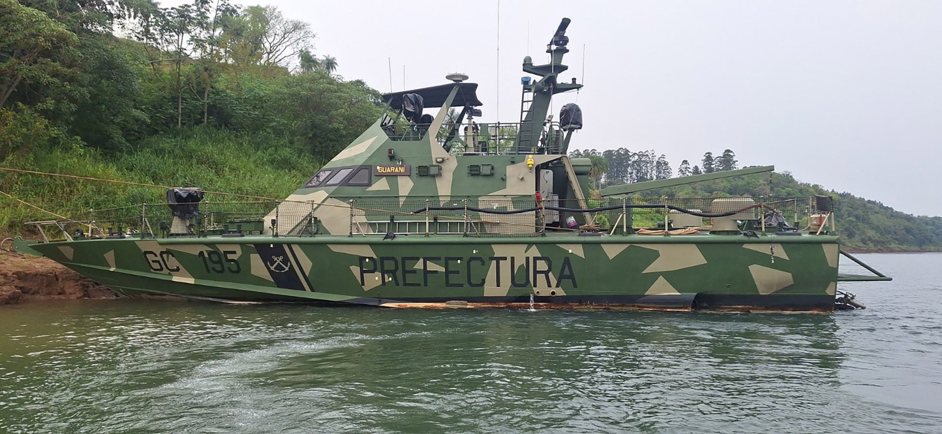 Video: agentes de la Prefectura fueron atacados a balazos cuando patrullaban la frontera con Paraguay