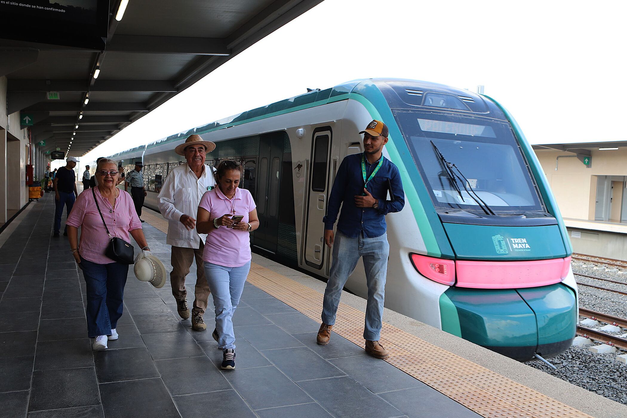 Suspenden actividades del Tren Maya por huracán Milton; así puedes recuperar tu viaje