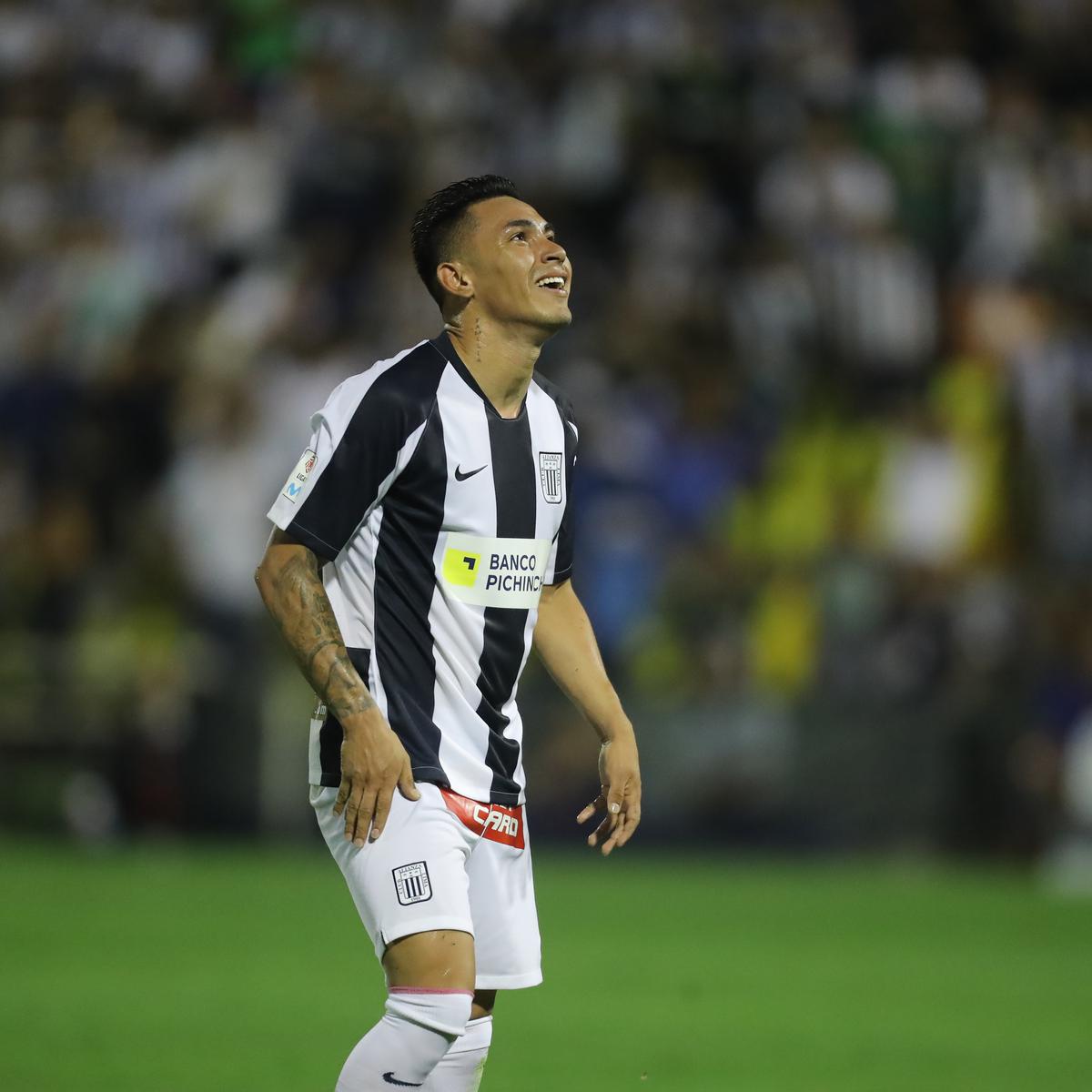 Jean Deza solo jugó tres partidos en su segunda etapa en Alianza Lima.