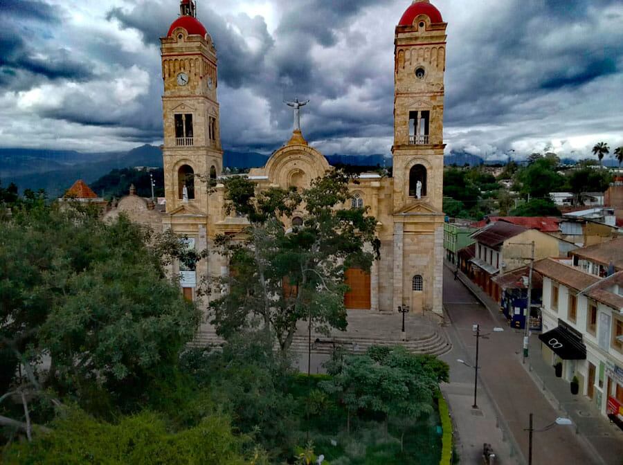 Así luce la plaza principal de La mesa, Cundinamarca, uno de los municipios del departamento en los que más aumentó la inseguridad en este 2023 - crédito La mesa Cundinamarca/Facebook