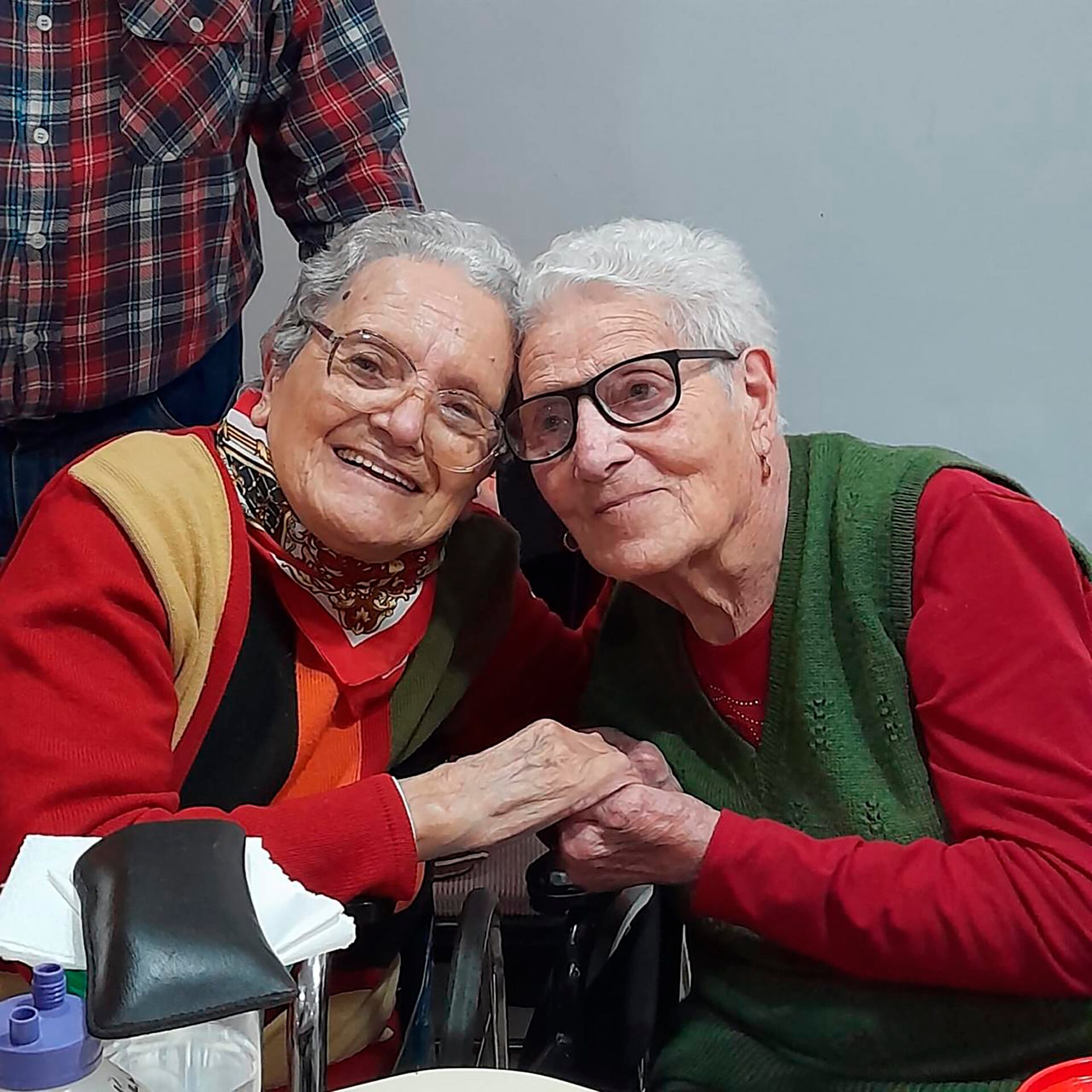 Ema y Blanca - amistad en la tercera edad.