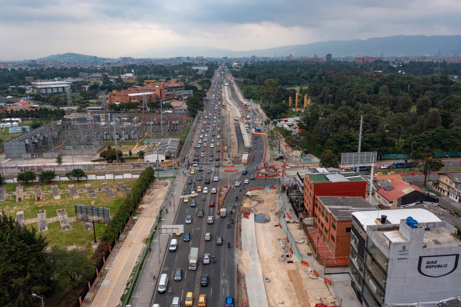 Obras del grupo 6 de la avenida 68 en Bogotá que va de la calle 46 a la 66