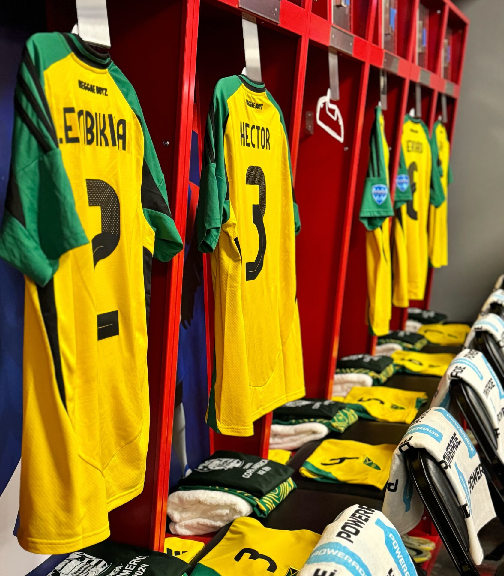 El vestuario de Ecuador previo al duelo ante Jamaica por Copa América 2024.