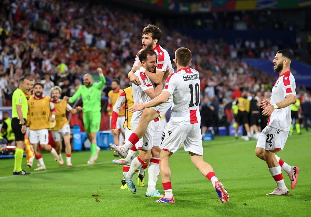 Georgia celebra el gol ante España en los octavos de final (UEFA)