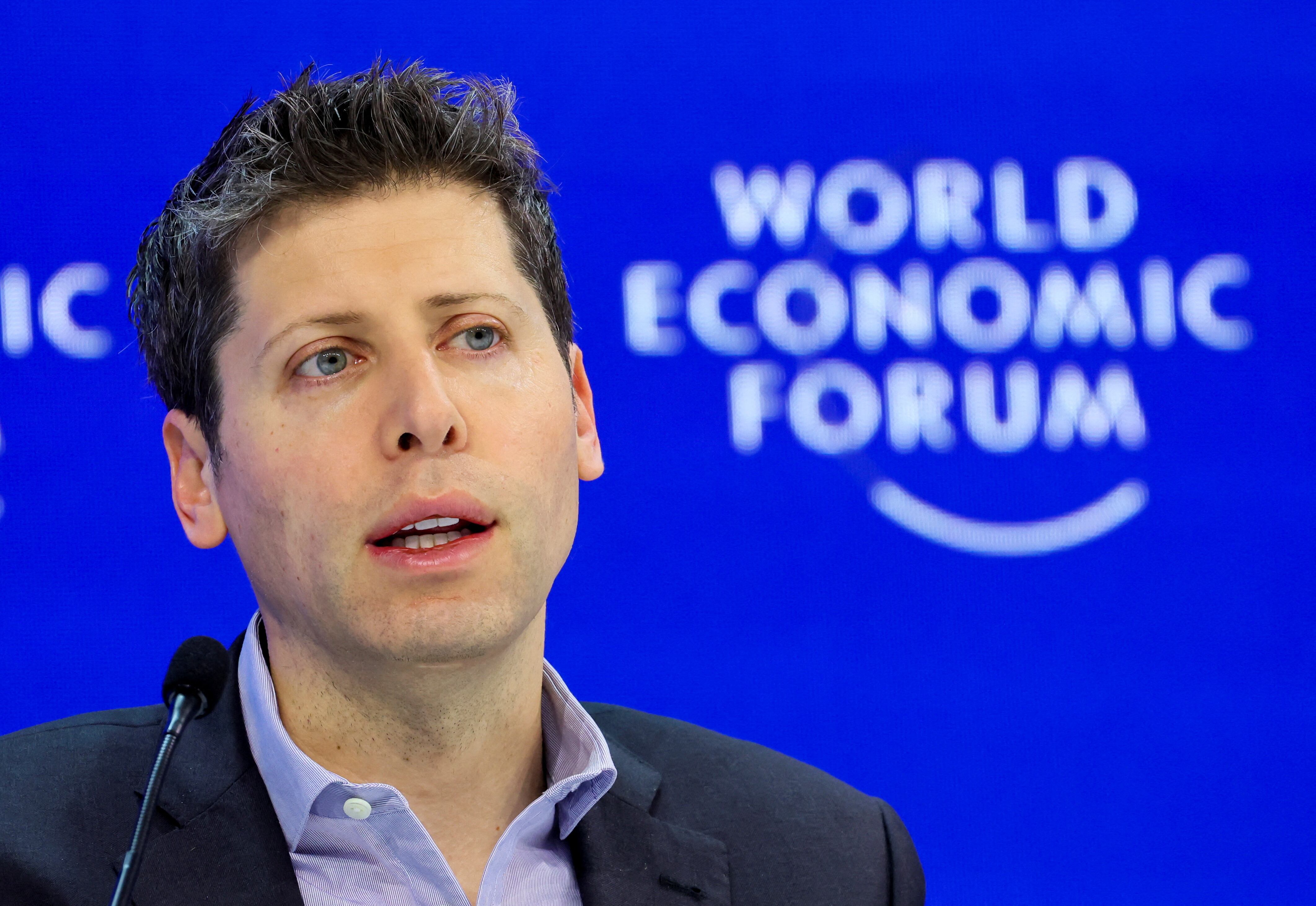 Sam Altman considera que la renta básica universal podría ser la solución si los trabajadores son reemplazados. REUTERS/Denis Balibouse/File Photo