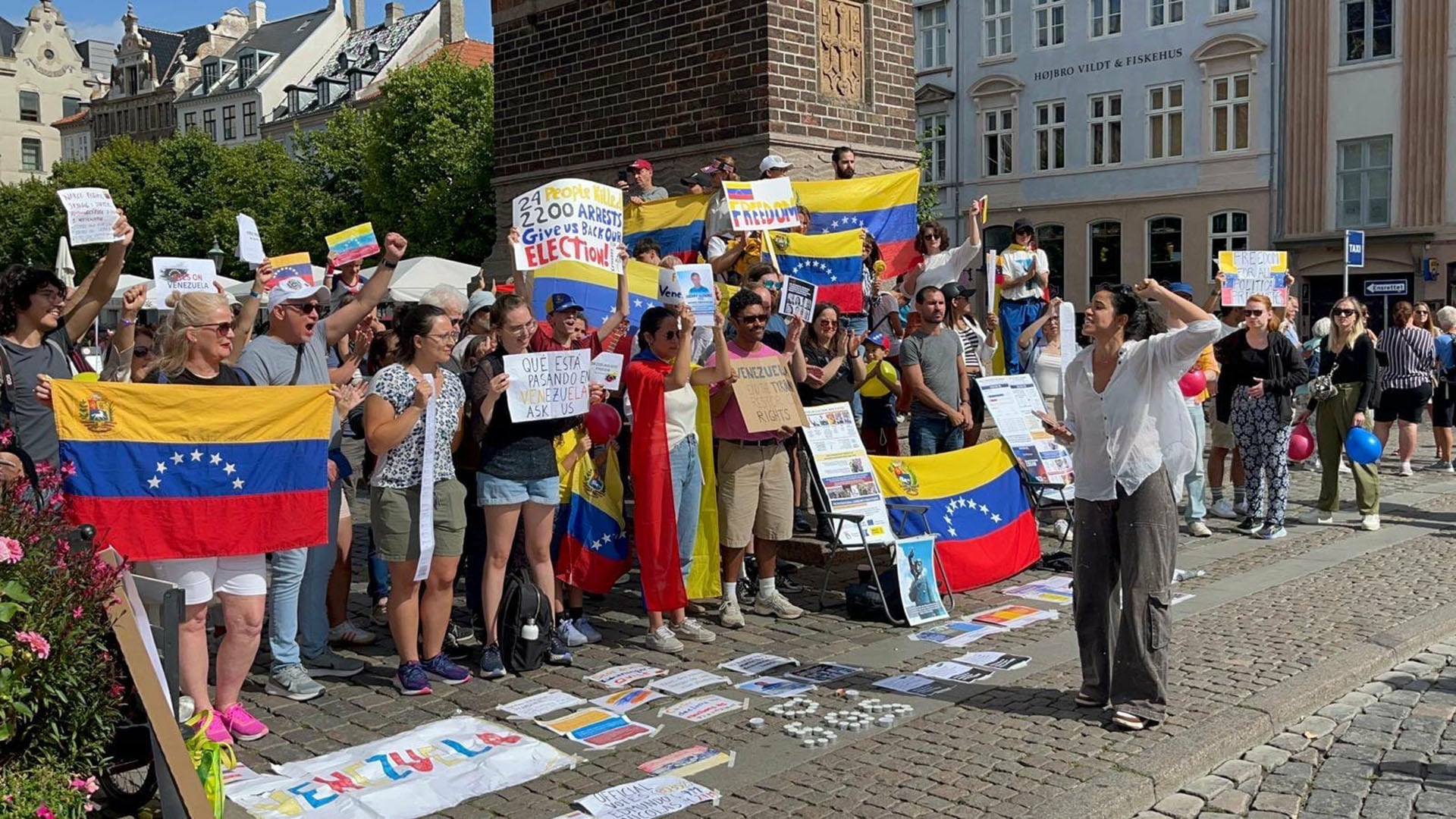 La protesta de venezolanos en Copenhague, Dinamarca