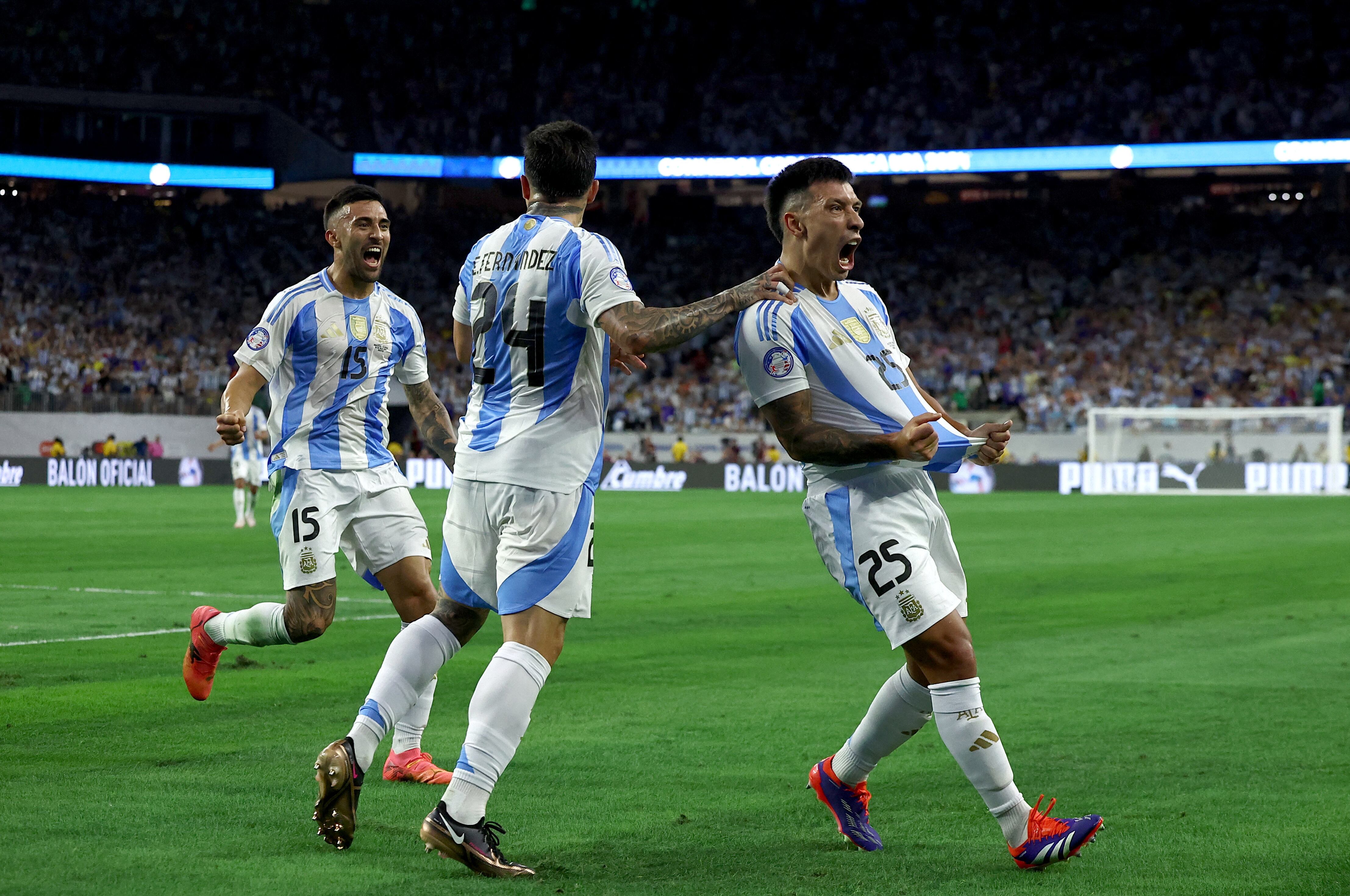 Lisandro Martínez gritó su primer gol en la selección argentina