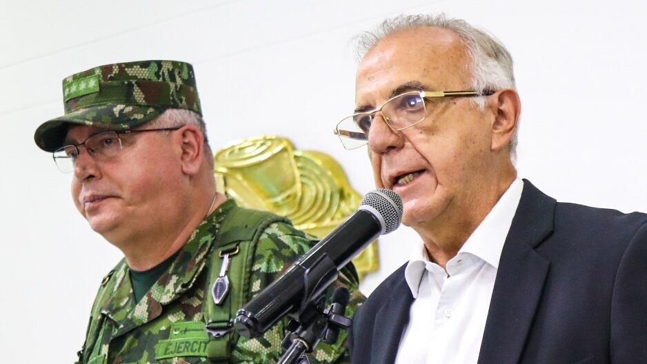 Ministro de Defensa, Iván Velásquez, le envió contundente mensaje a las disidencias de las Farc