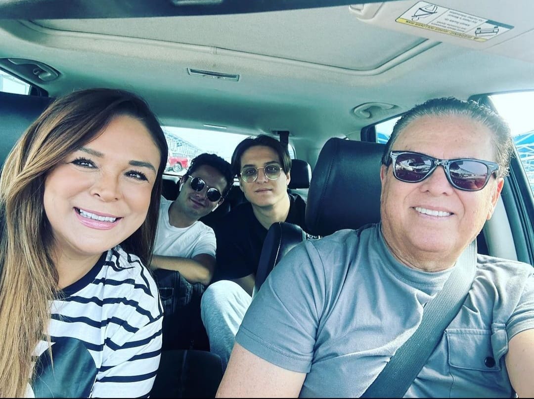 Brenda Bezares ha organizado estrategias virales para apoyar a su esposo (Foto: Instagram)