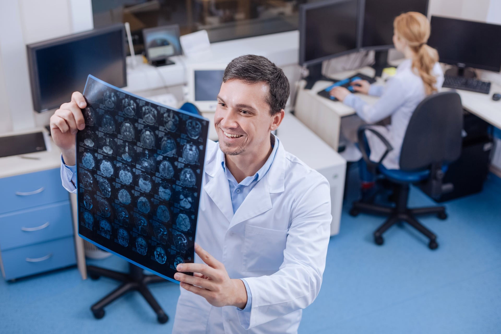 La resonancia magnética puede mostrar si existe una disminución del tamaño del hipocampo en pacientes con Alzheimer (iStock)