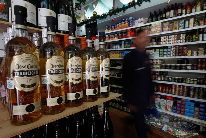 La marca de tequila más vendida en el mundo es propiedad del mexicano Juan Francisco Beckmann. (REUTERS/Edgard Garrido)