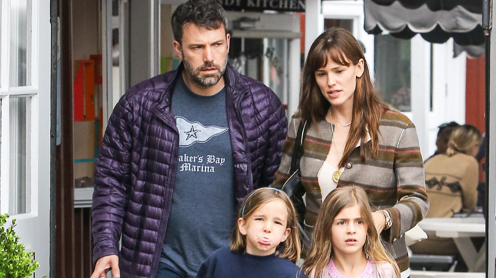 Affleck se casó con Jennifer Garner en 2005, con quien tuvo tres hijos antes de divorciarse en 2015 (Grosby Group)