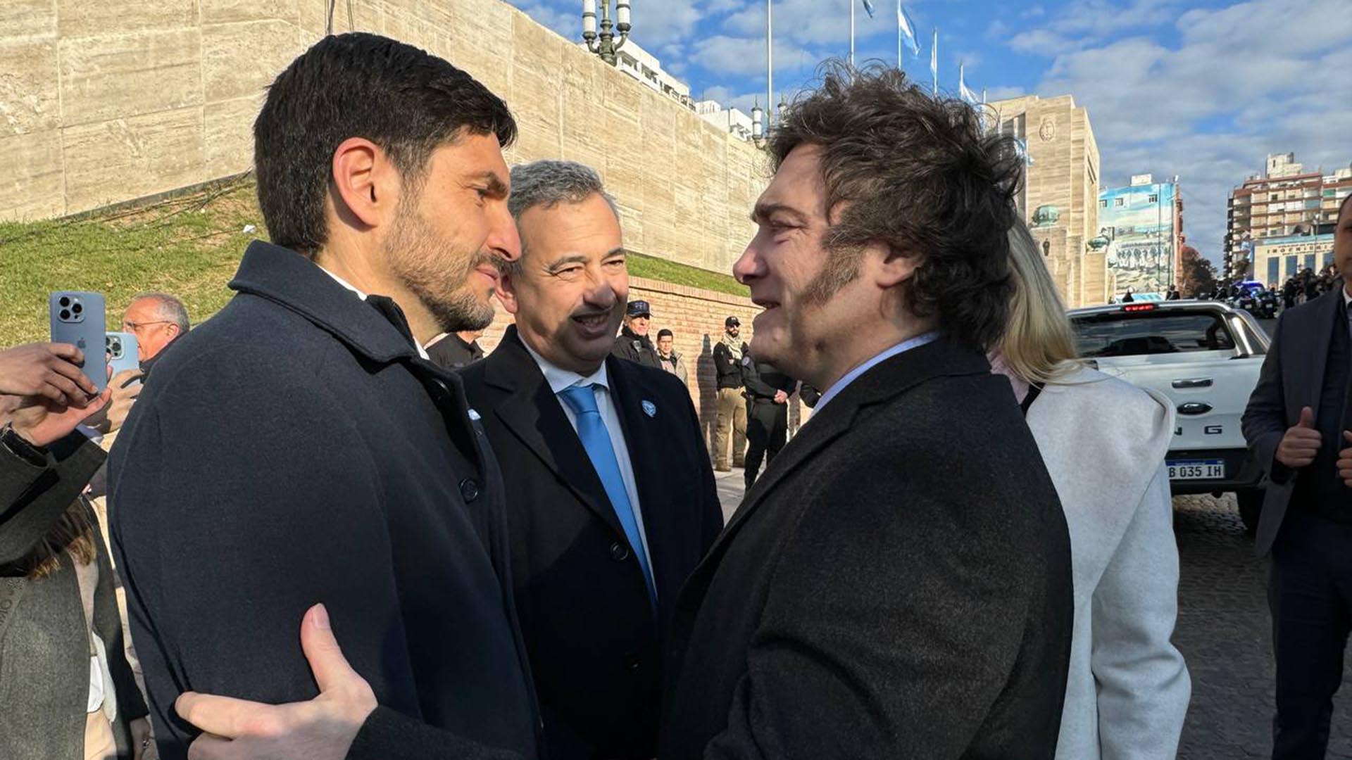 javier milei en rosario acto por el día de la bandera