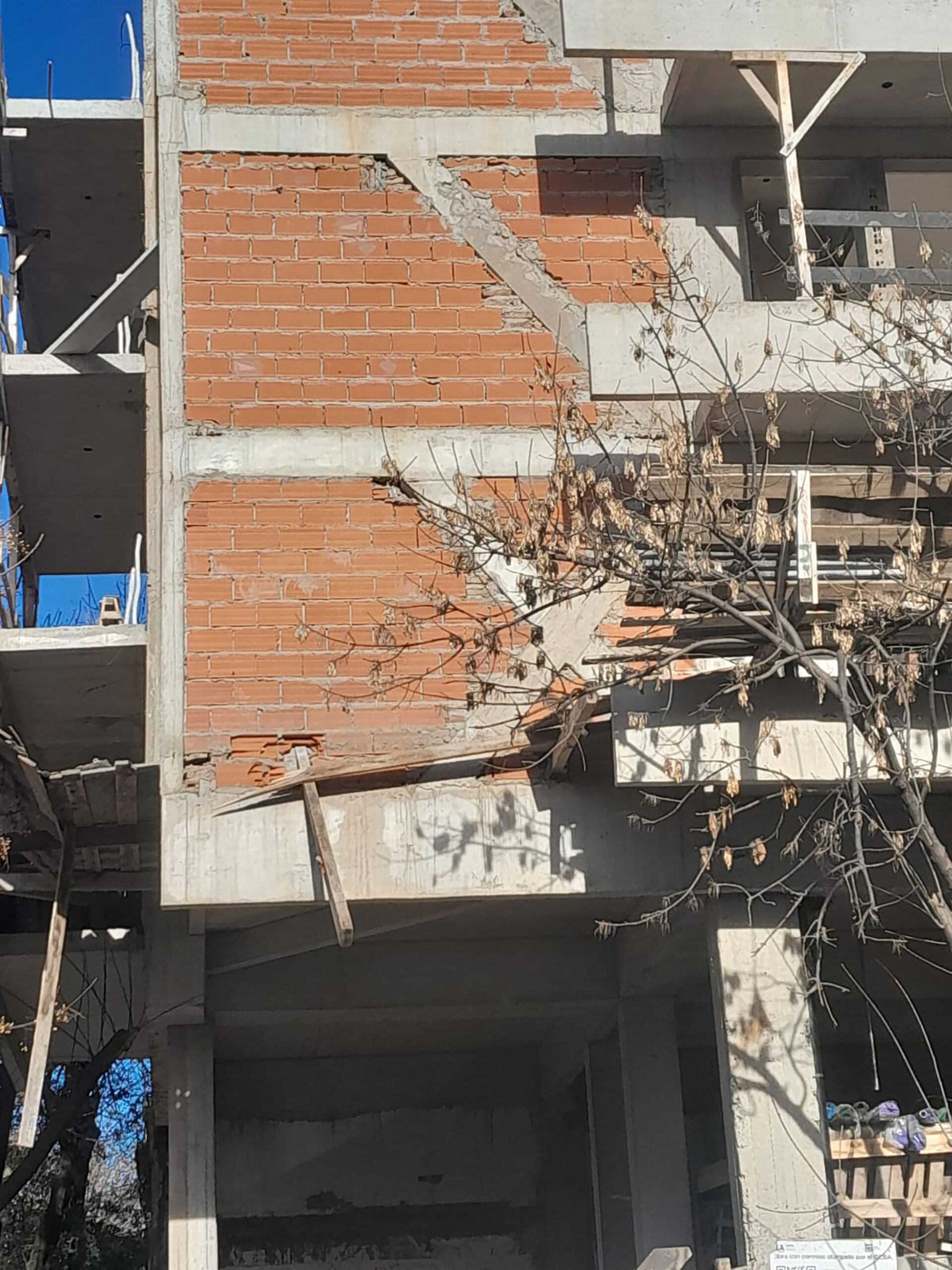 Cayó un andamio en una obra de Palermo y hubo dos heridos