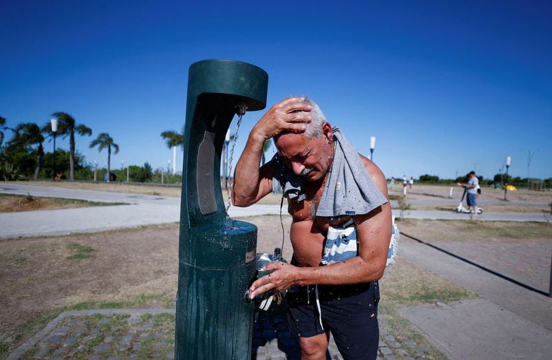 El noreste del país enfrentará calor extremo y precipitaciones por debajo de lo normal (REUTERS/Agustín Marcarian)