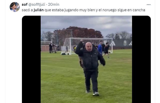 memes cambio simeone julián álvarez