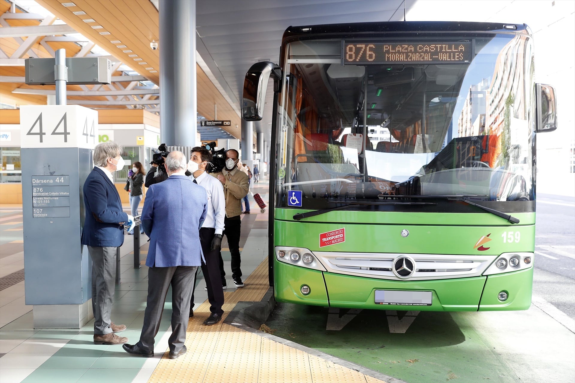 Uno de las líneas de autobuses interurbanos que une Madrid capital con el municipio de Moralzarzal.