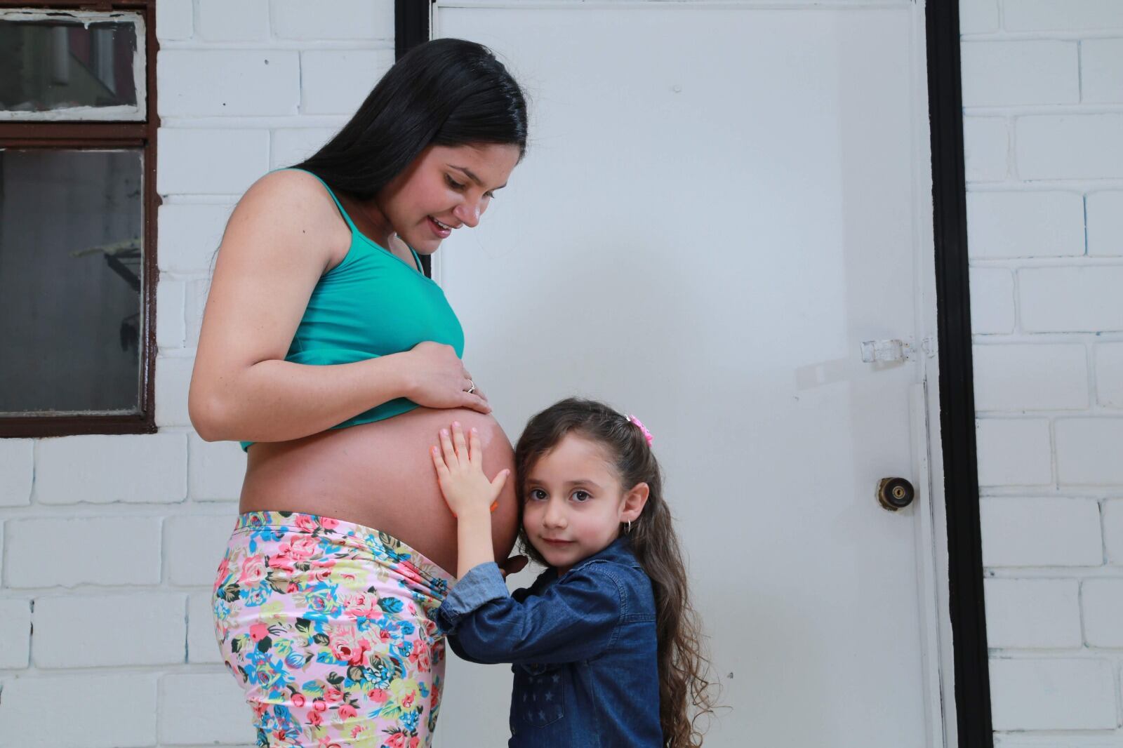 Durante la etapa de gestación se puede prevenir esta enfermedad, entre las semanas 26 y 36, periodo en el cual la madre puede recibir la vacuna de la TDaP (tétanos, difteria y tos ferina) - crédito Secretaría Distrital de Salud