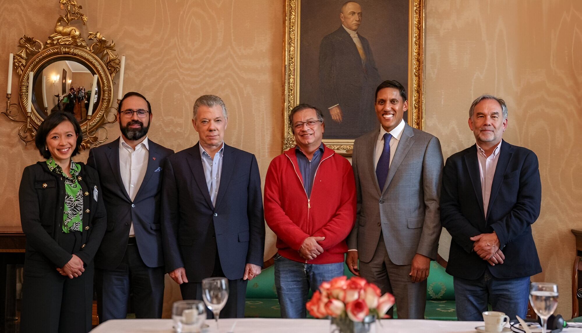 Gustavo Petro y Juan Manuel Santos en la Casa de Nariño