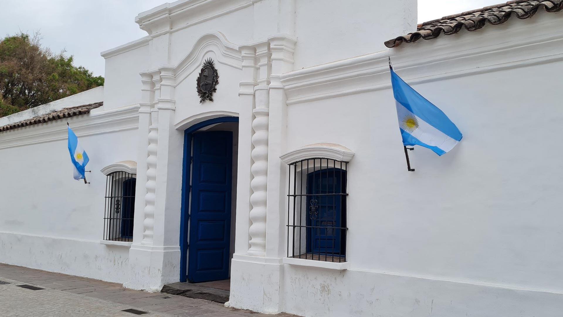 Muestra artistica de Montoneros en la Casa de Tucumán